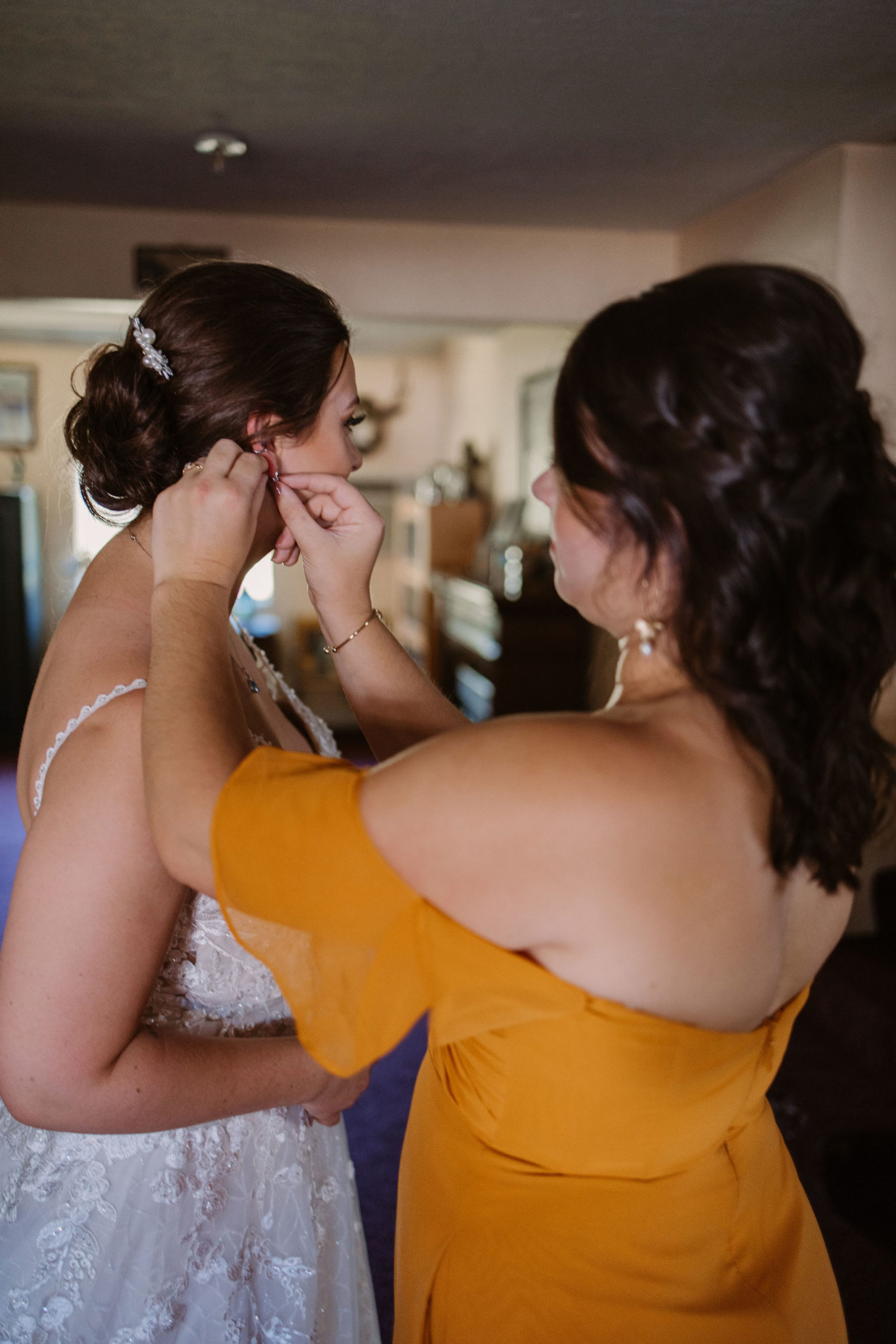 Colorful Intimate Summer Wedding Day At Newcastle Gardens