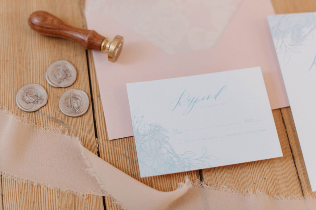 Pastel wedding details and wedding invites