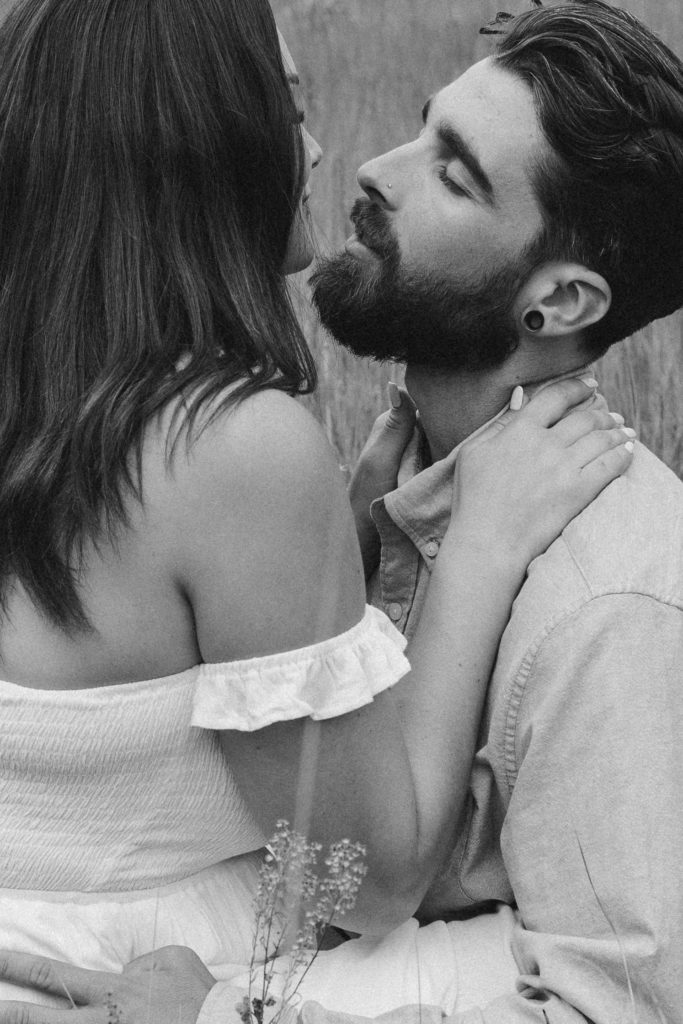 Couple posing for anniversary photos in a national park