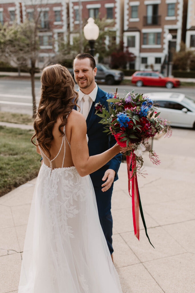 Wedding photos at Vizcaya Sacramento - Northern California wedding venues