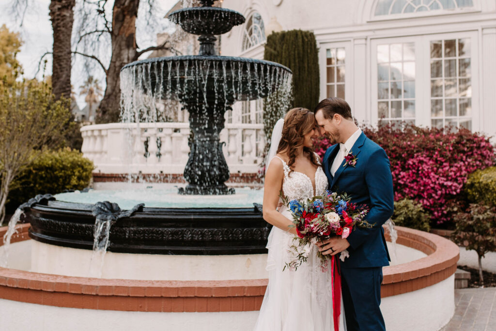 Wedding photos at Vizcaya Sacramento - Northern California wedding venues